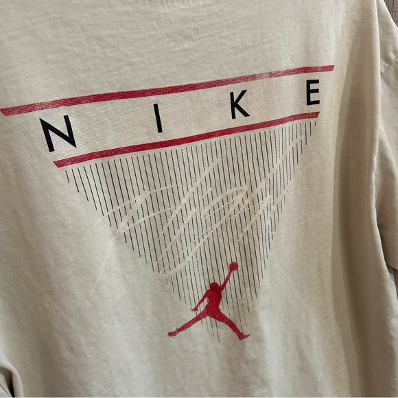 Air Jordan Flight Nike Tee Large Cream Beige Red Jumpman Graphic Mens Shirt - Picture 5 of 9